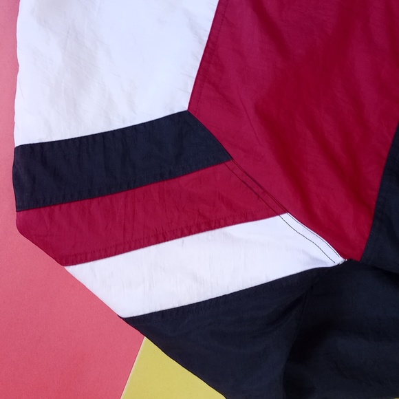 Vintage 90s Adidas Essential Striped Winter Jacket With Hood RED/White/BLACK - Picture 4 of 15